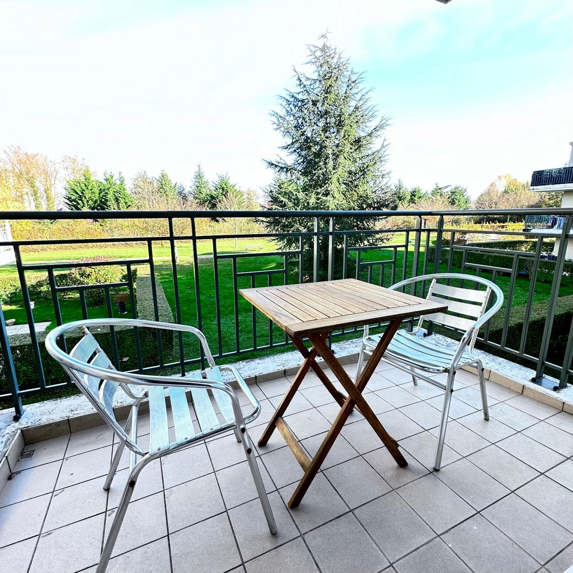 Beautiful Apartment * Parking* Disneyland 10 Min Montevrain Luaran gambar